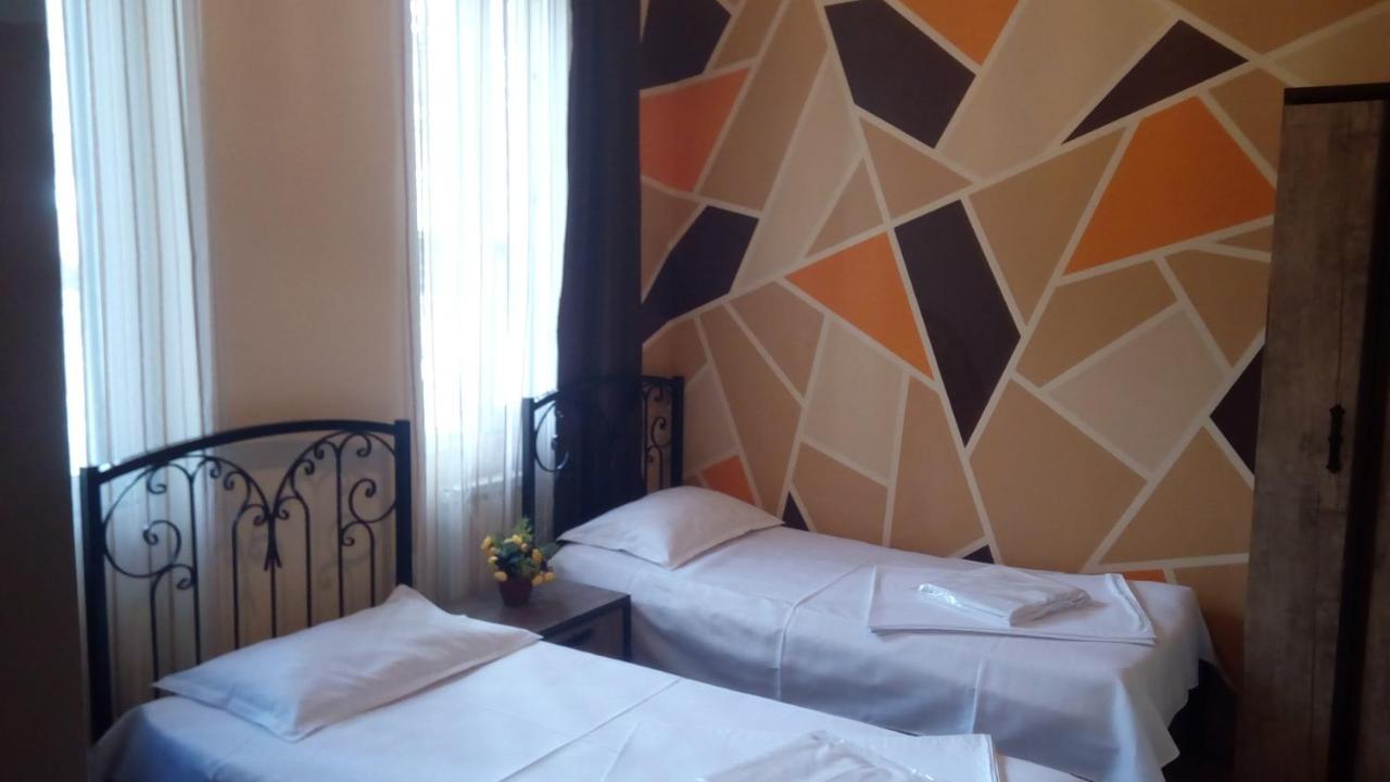 Hotel Isani 第比利斯 外观 照片
