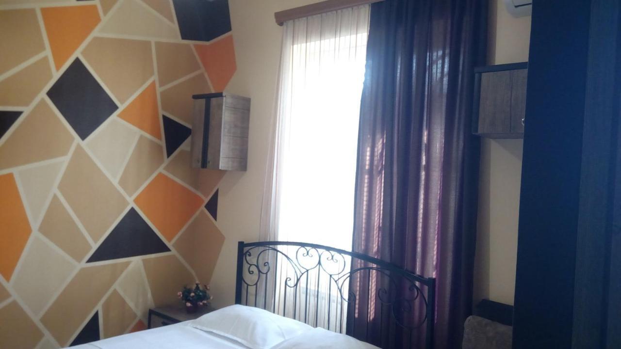 Hotel Isani 第比利斯 外观 照片