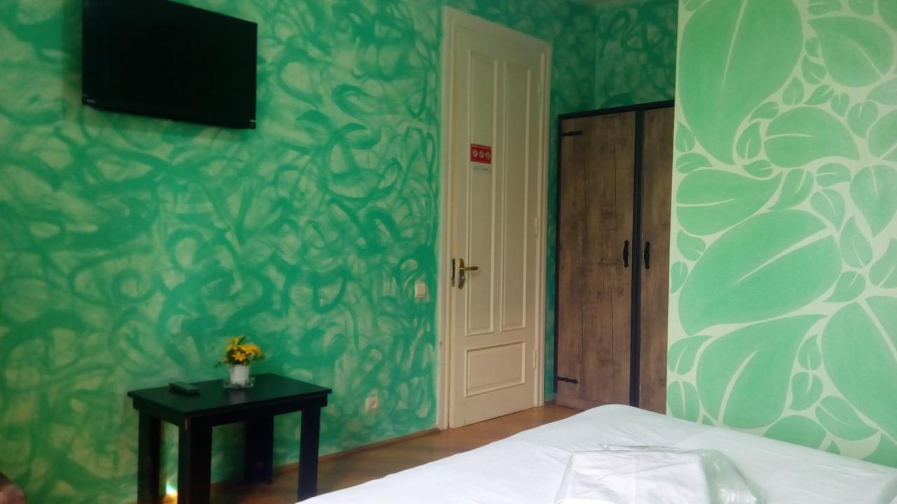 Hotel Isani 第比利斯 外观 照片