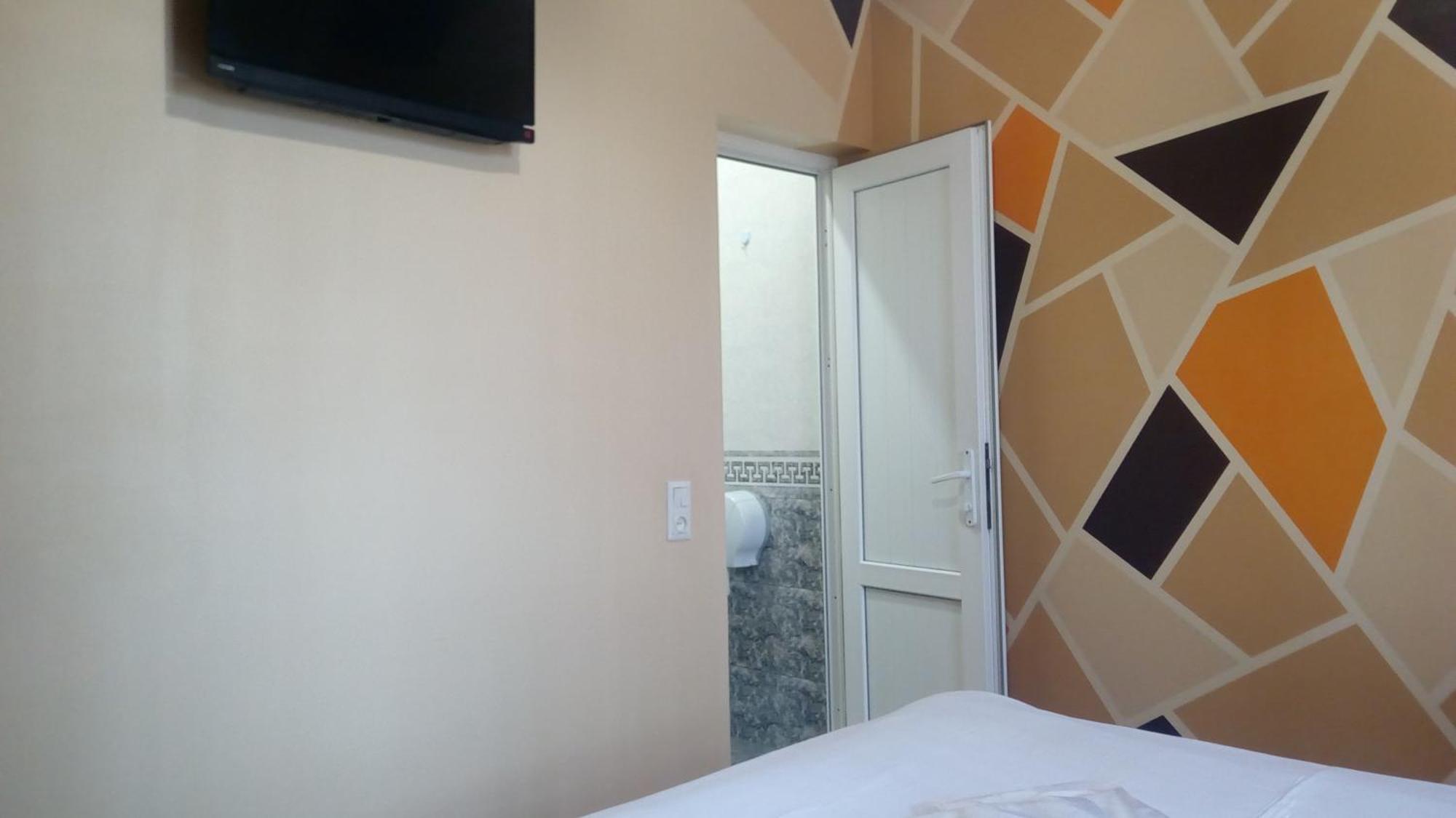 Hotel Isani 第比利斯 客房 照片