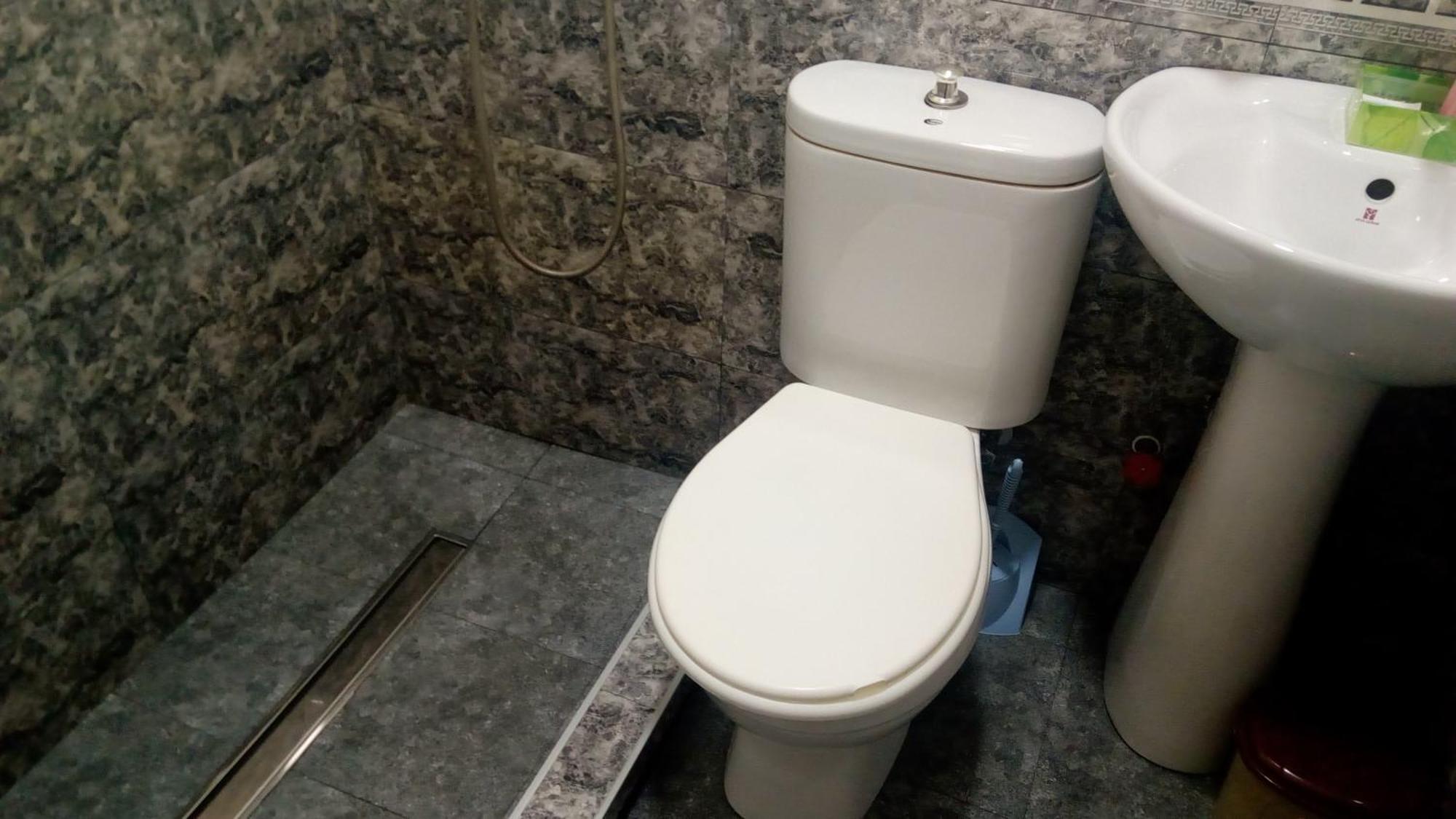 Hotel Isani 第比利斯 客房 照片